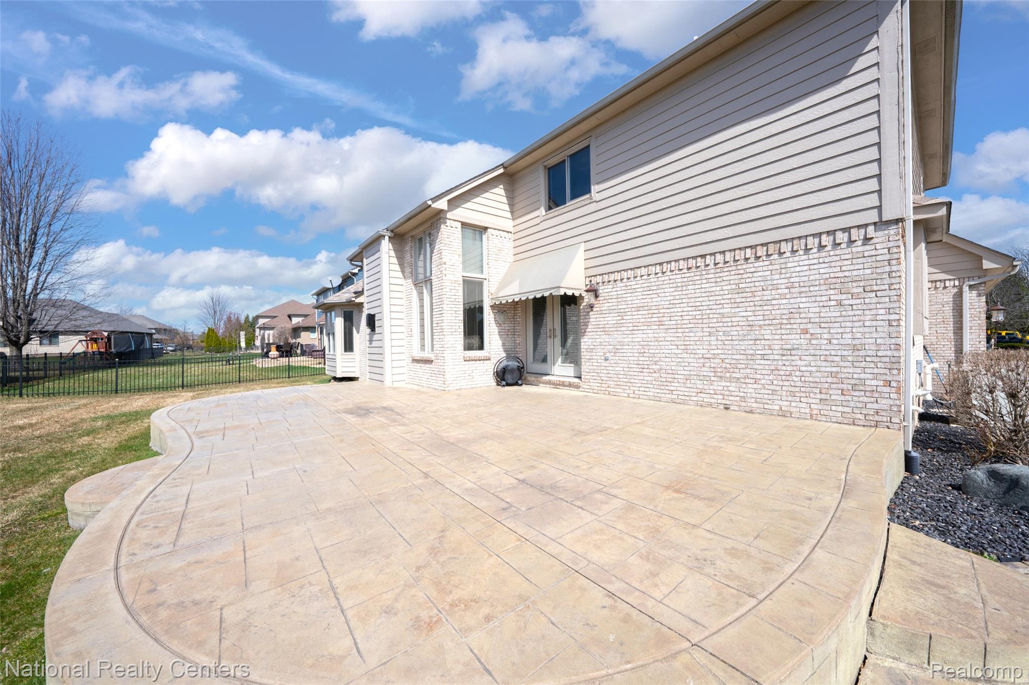 56175 Saint Andrews Drive Property Photo 22