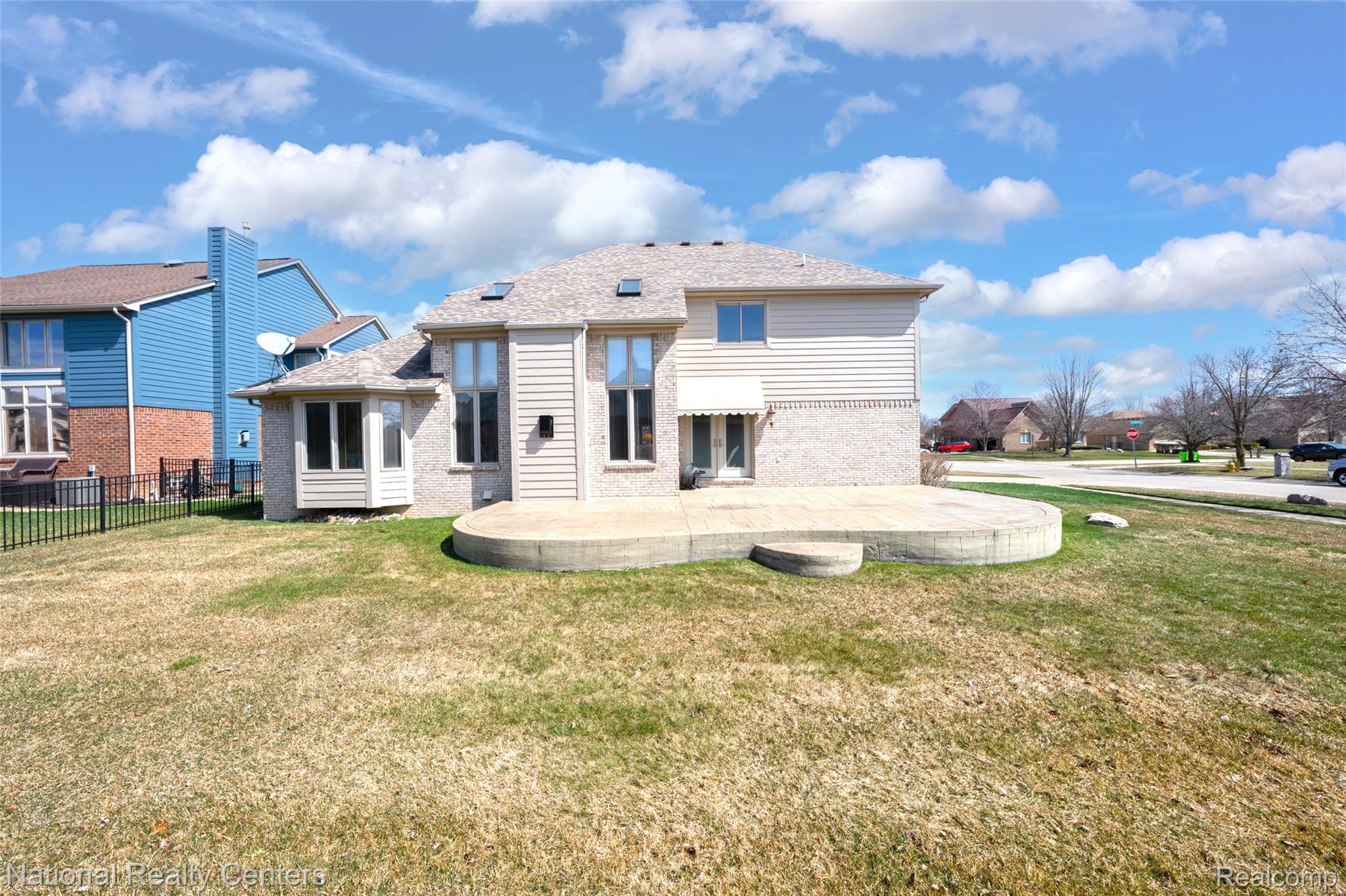 56175 Saint Andrews Drive Property Photo 25