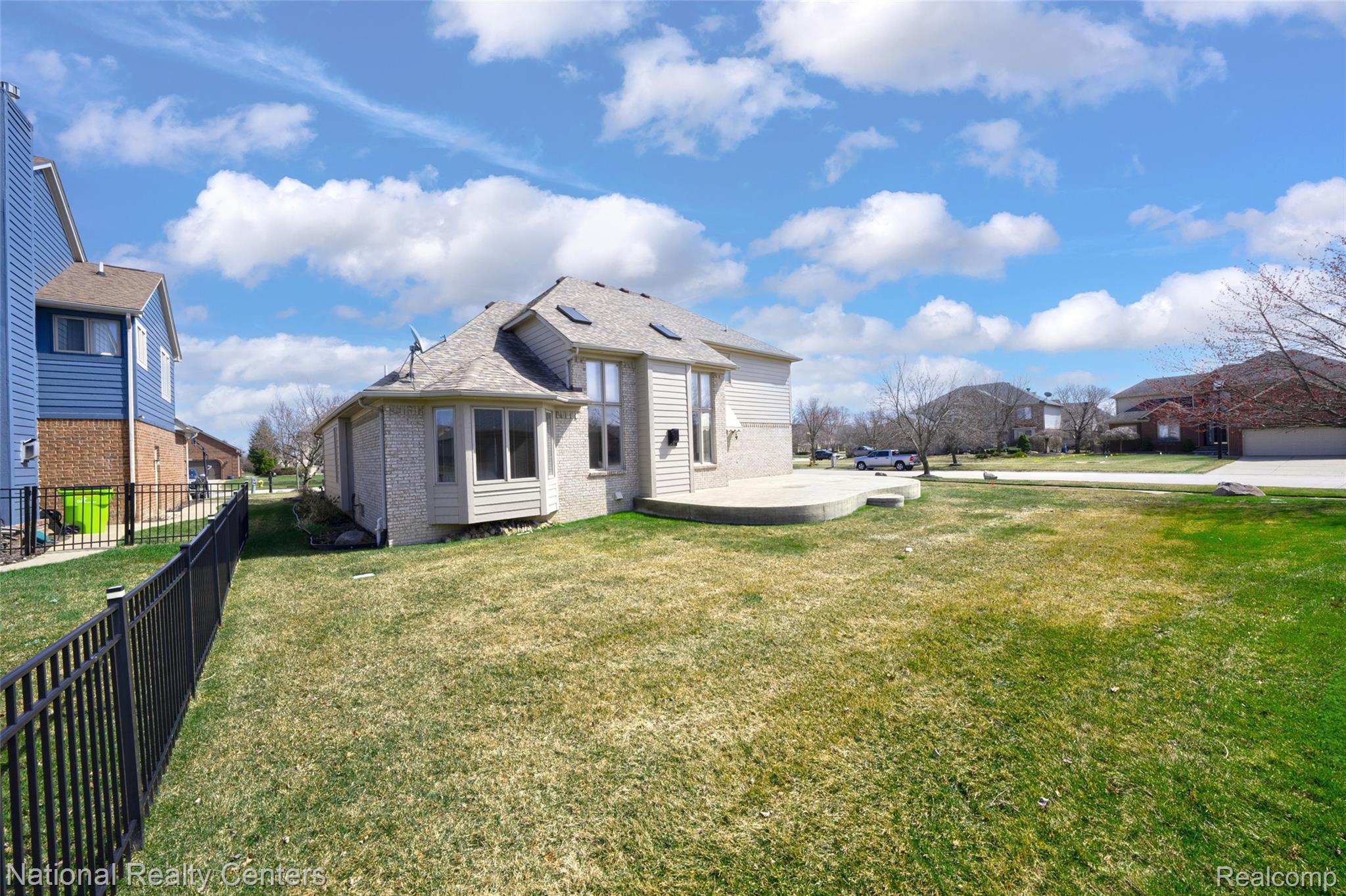 56175 Saint Andrews Drive Property Photo 26