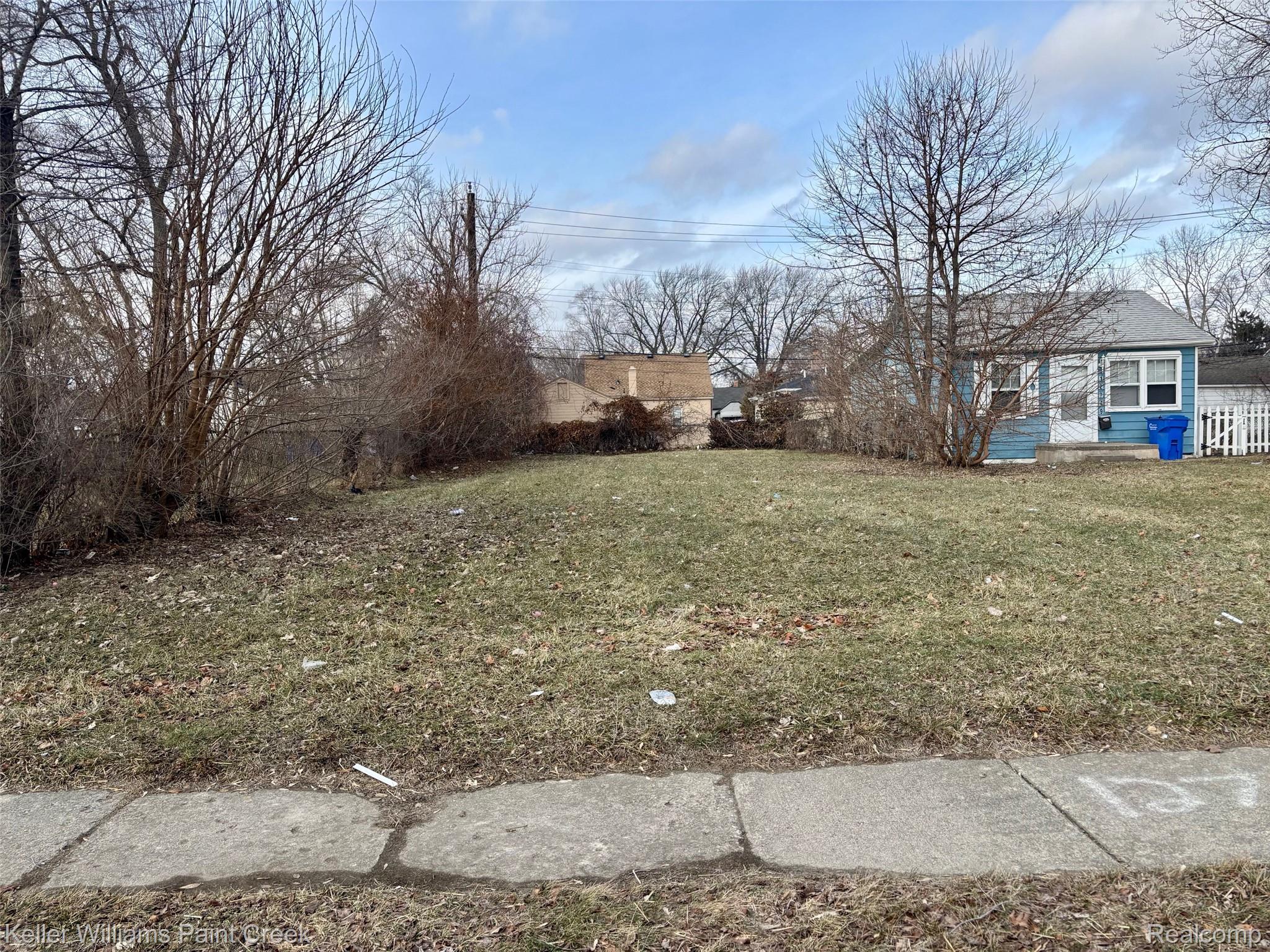 12735 Georgiana Avenue Property Photo 1
