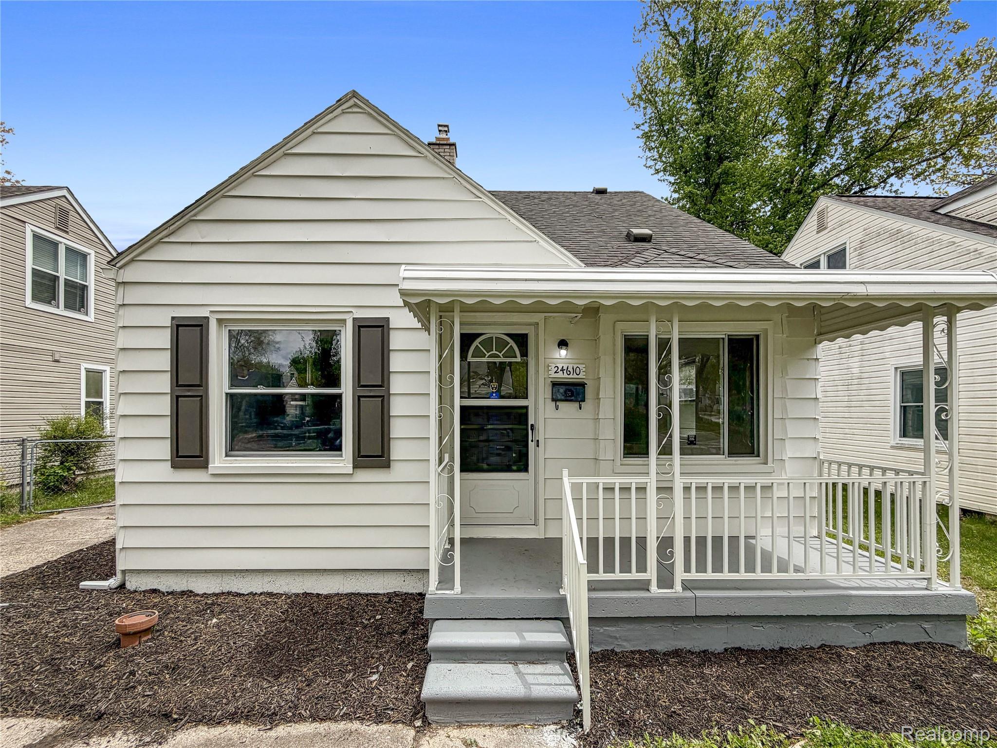 24610 Parklawn Street Property Photo 1