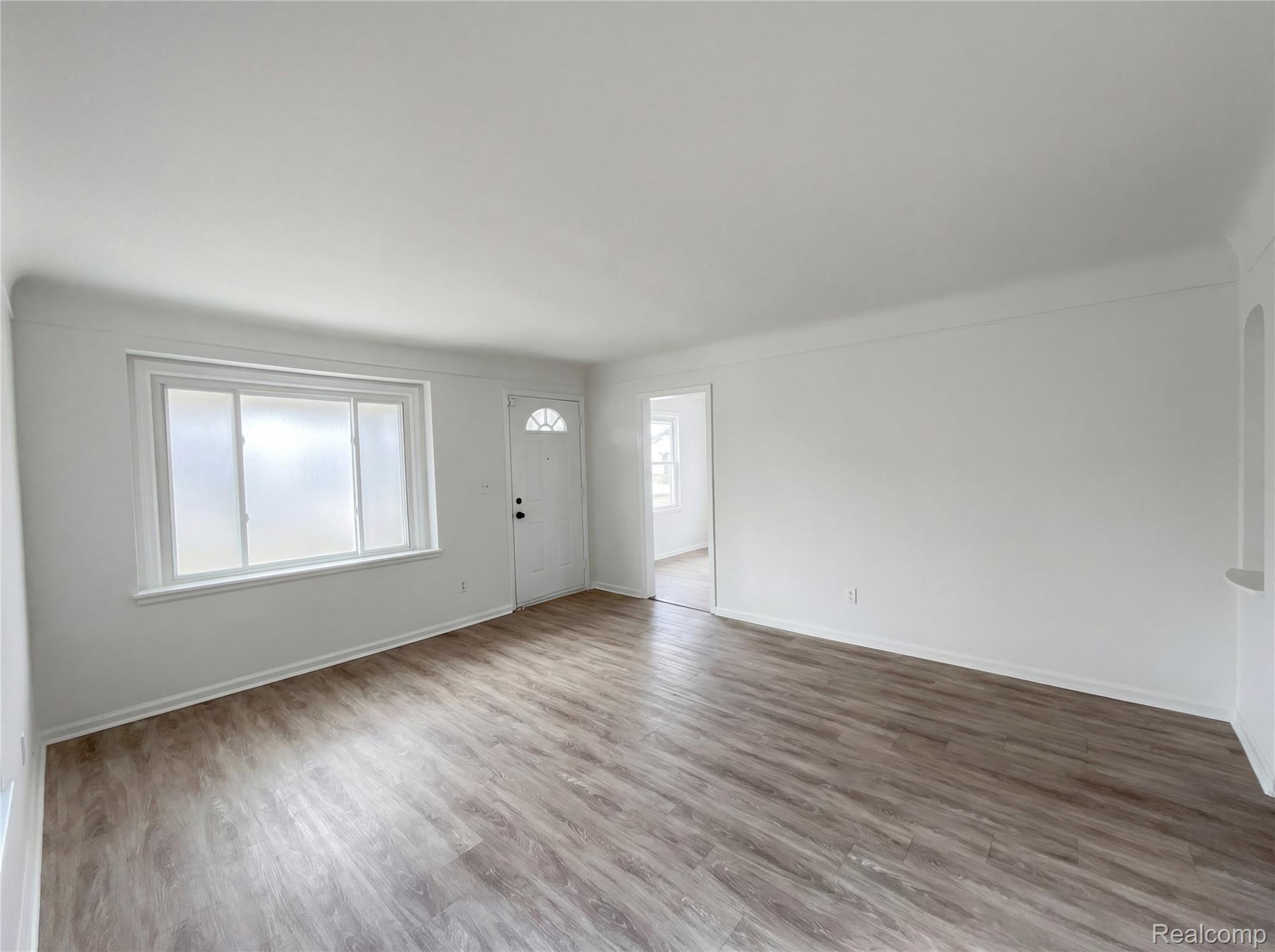 24610 Parklawn Street Property Photo 3