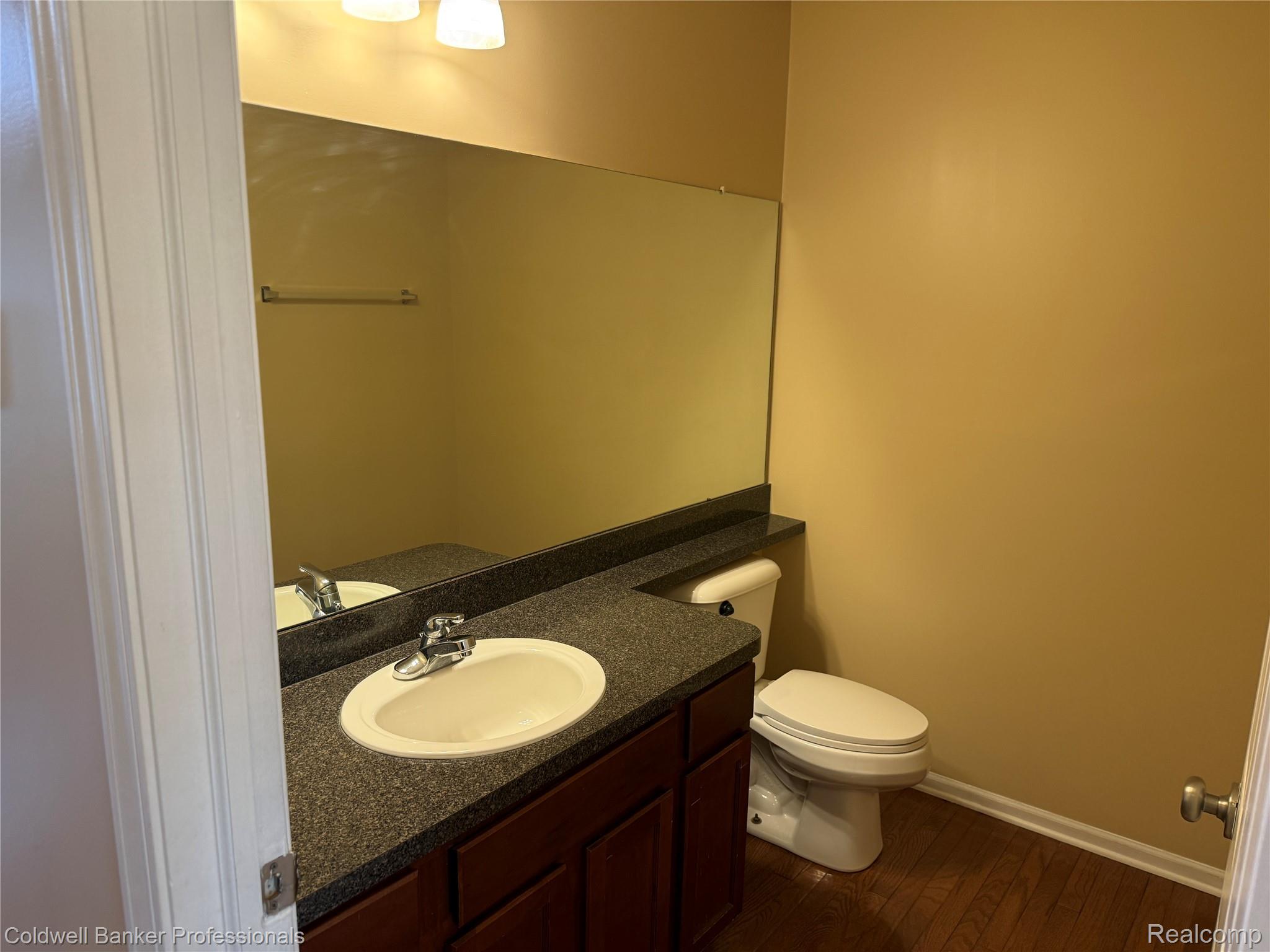 49554 Glacier Property Photo 12