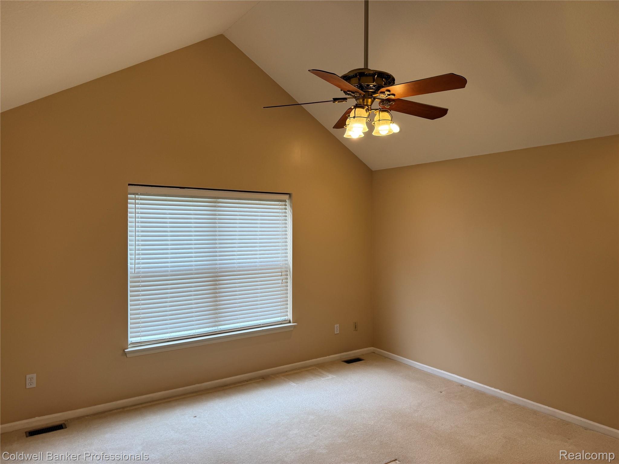 49554 Glacier Property Photo 15