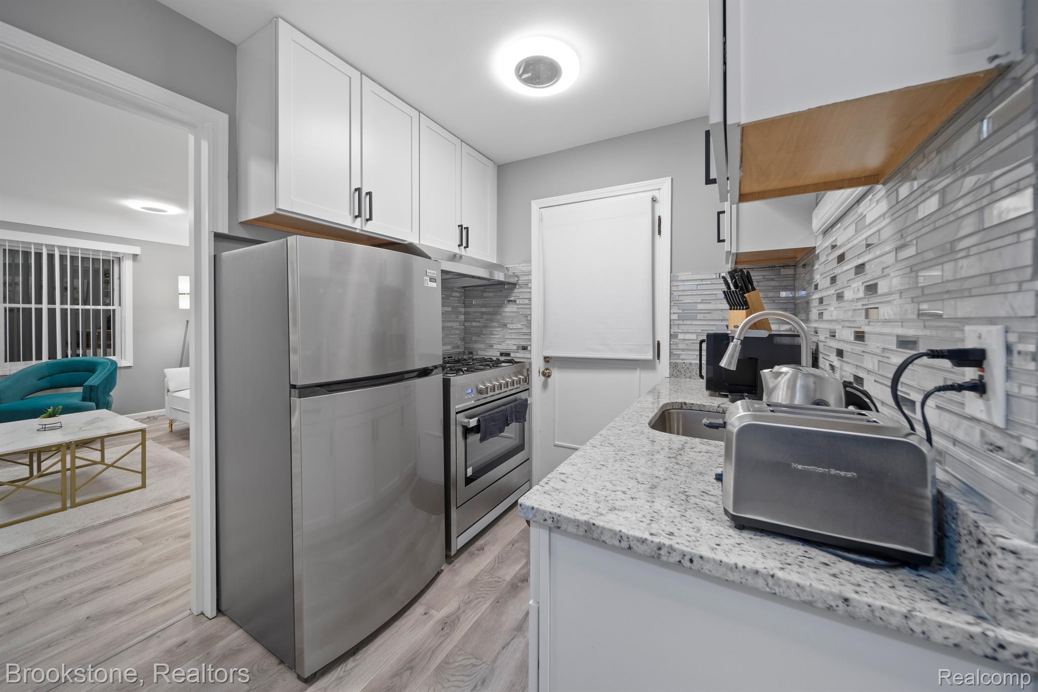 141 Ferndale Avenue Property Photo 7