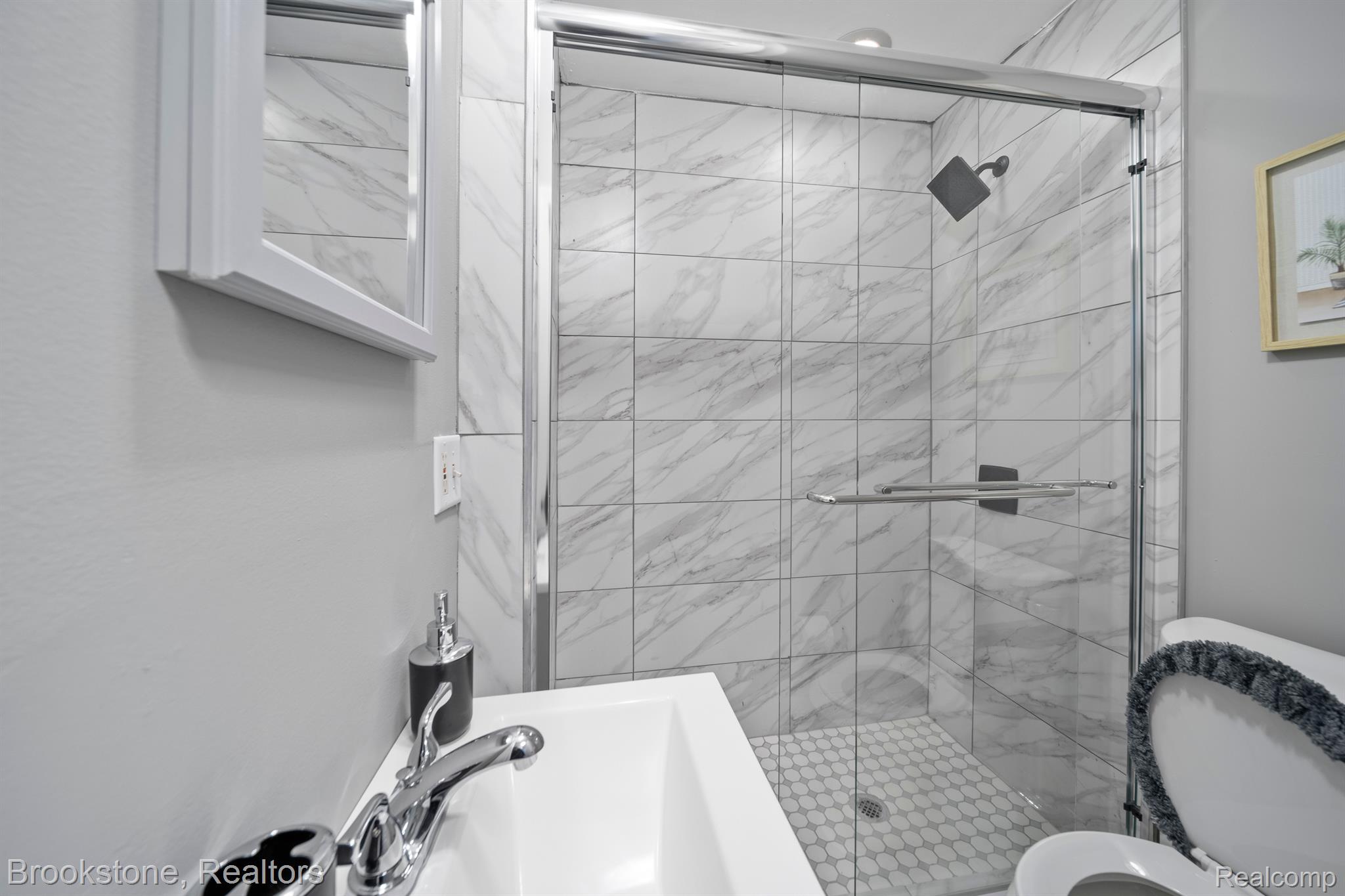 141 Ferndale Avenue Property Photo 8