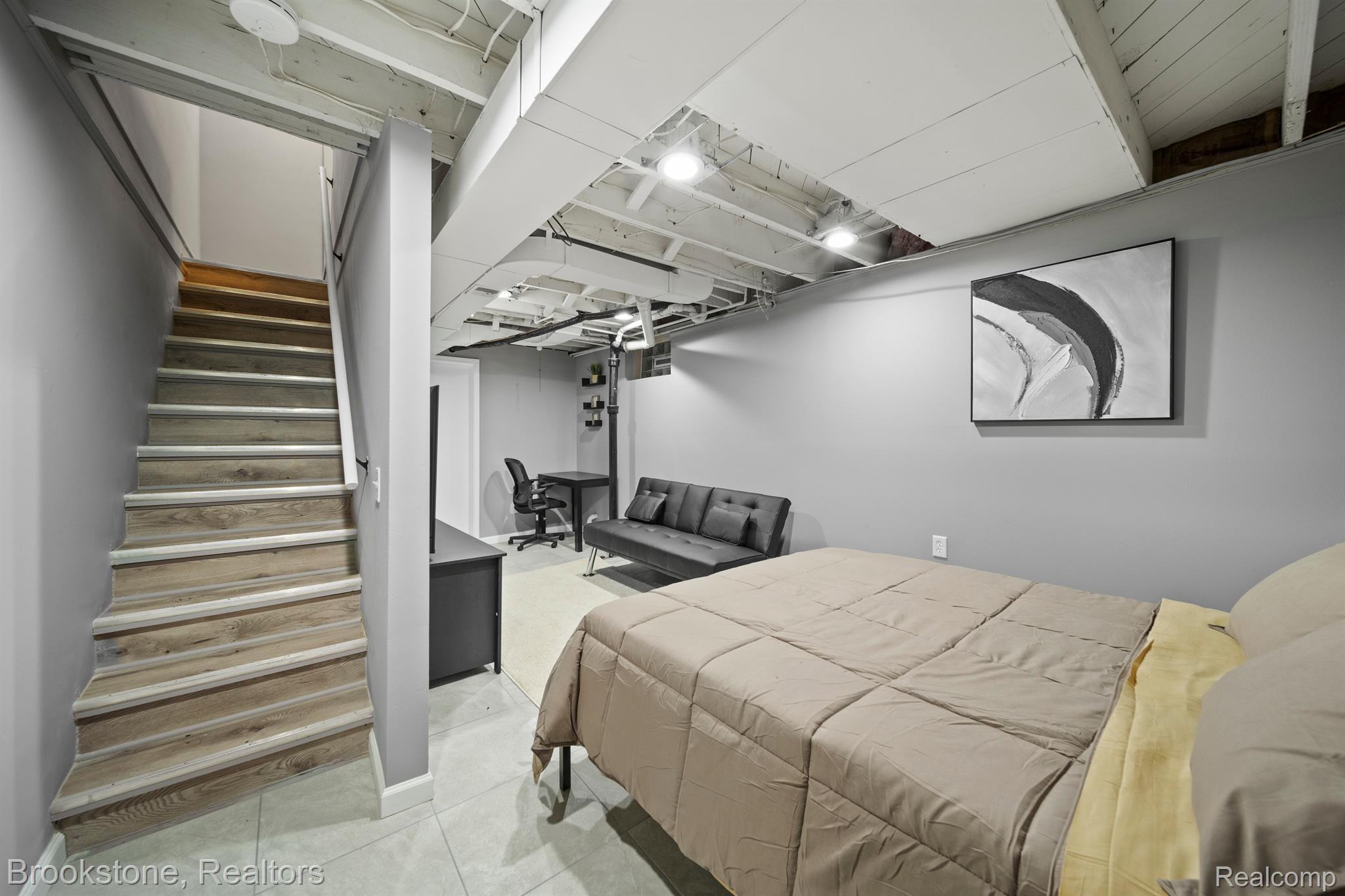 141 Ferndale Avenue Property Photo 11