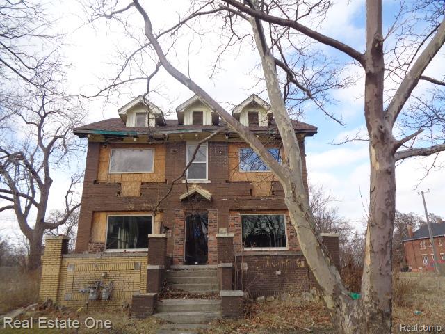 2704 Hogarth Street Property Photo 1