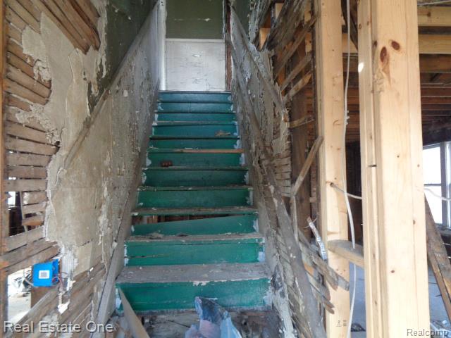 2704 Hogarth Street Property Photo 5