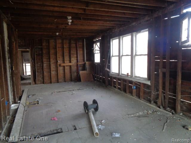 2704 Hogarth Street Property Photo 8