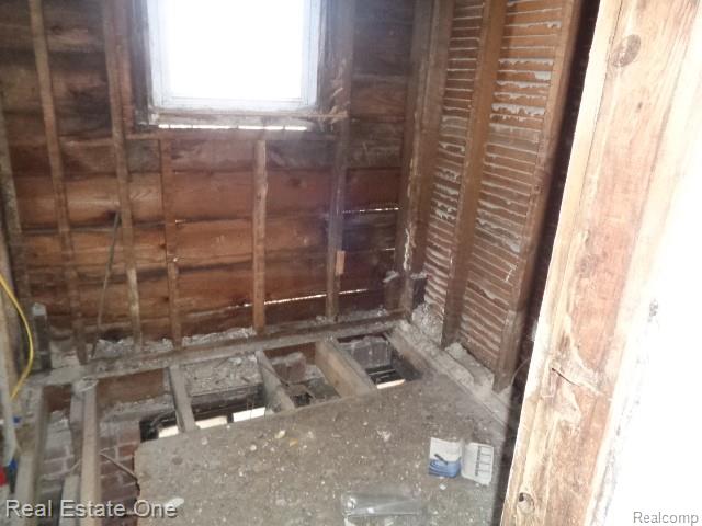 2704 Hogarth Street Property Photo 16