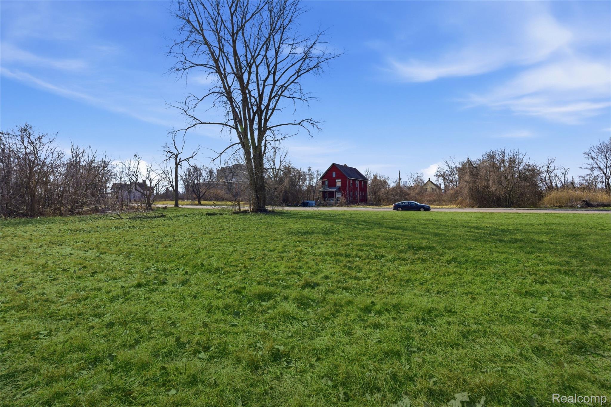 554 Concord Street Property Photo 3