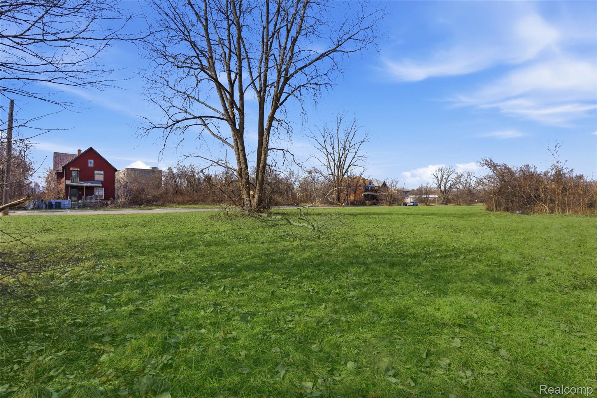 554 Concord Street Property Photo 4