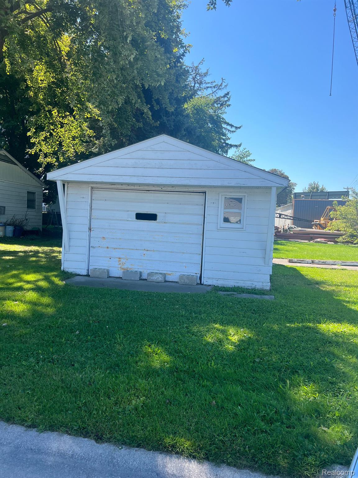 1305 S Parker Street Property Photo 2