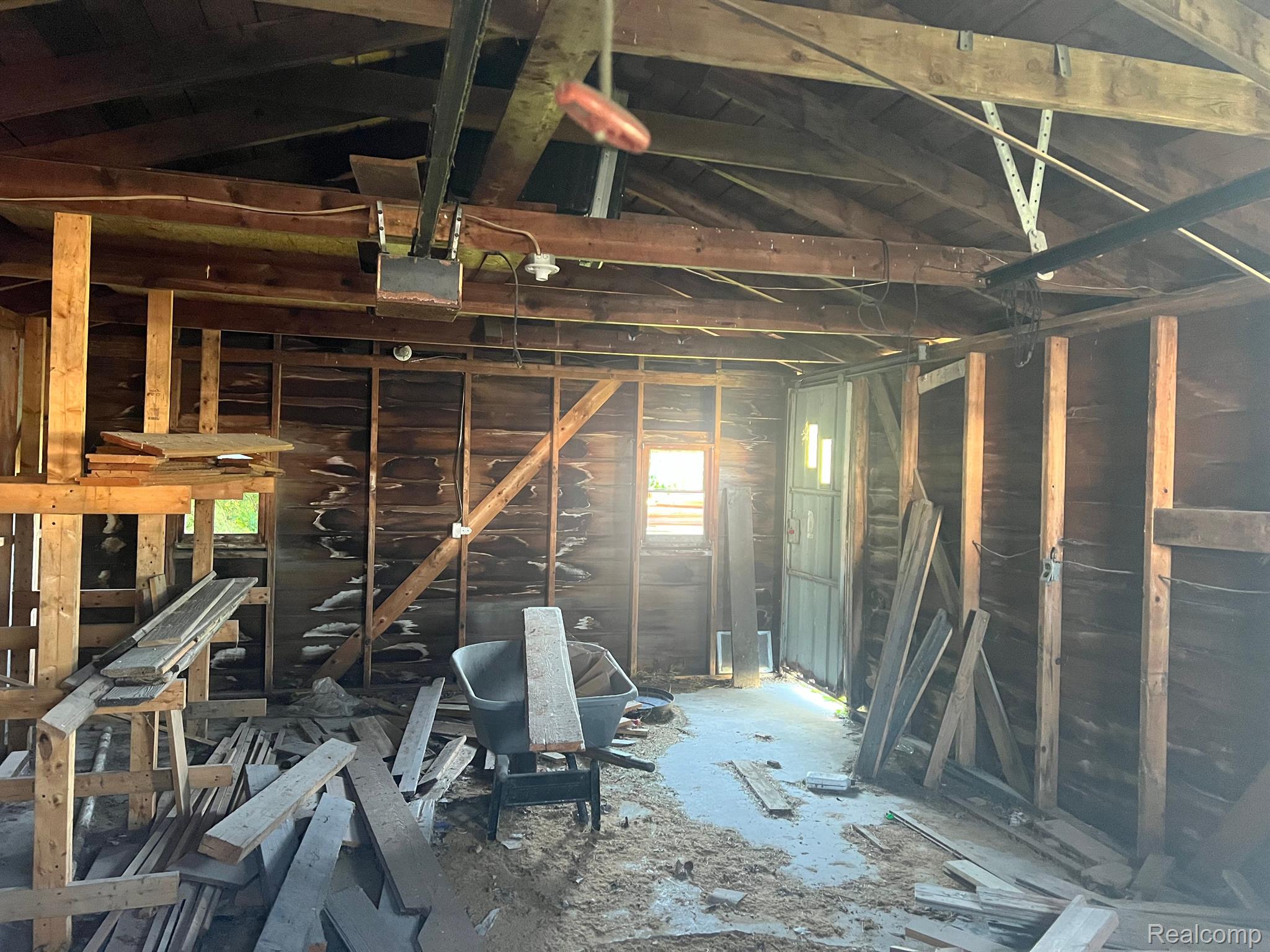 1305 S Parker Street Property Photo 3