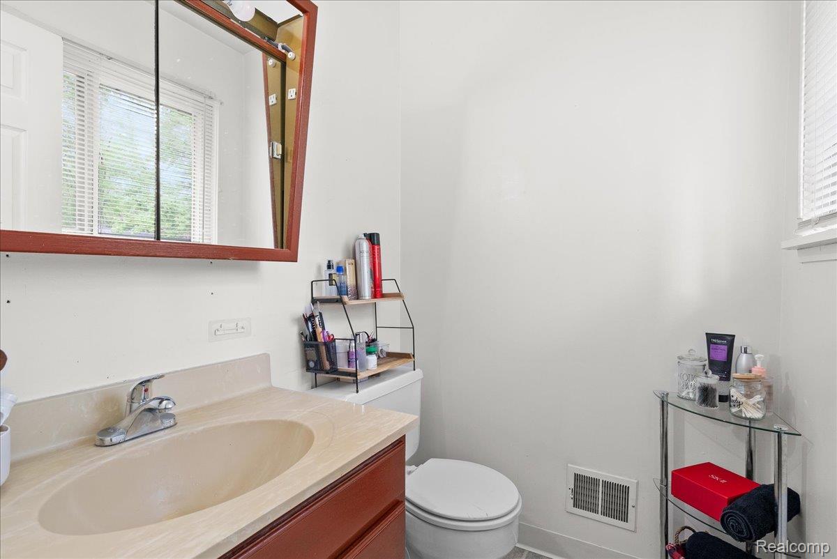 6422 Lerner Way Property Photo 19