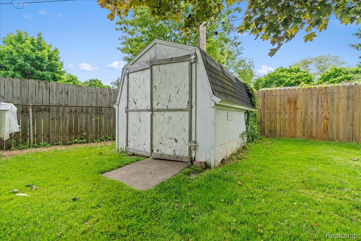 6422 Lerner Way Property Photo 28
