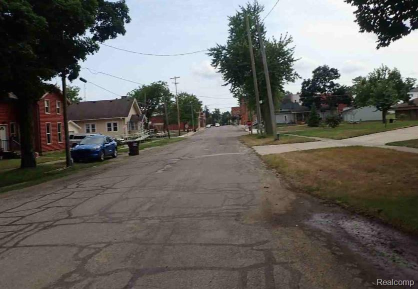 207 N Church Street Property Photo 3