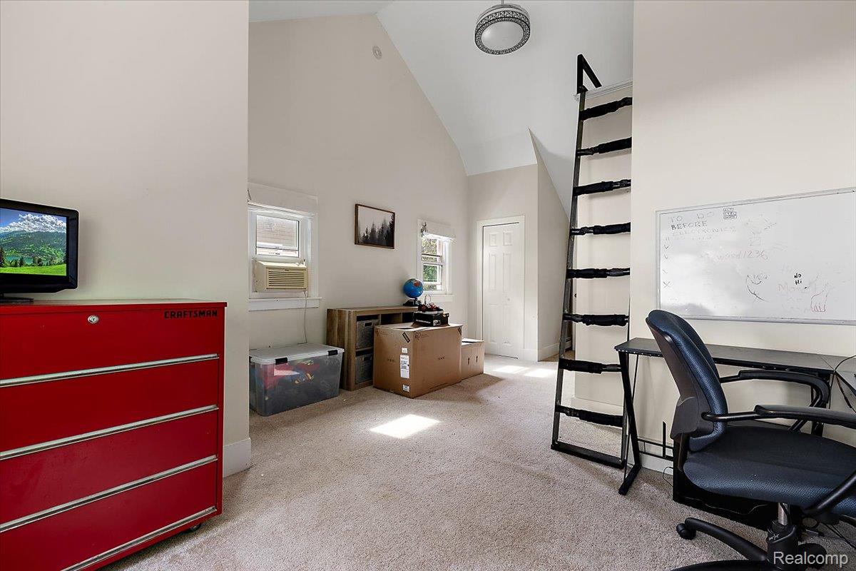 38292 Murdick Drive Property Photo 27