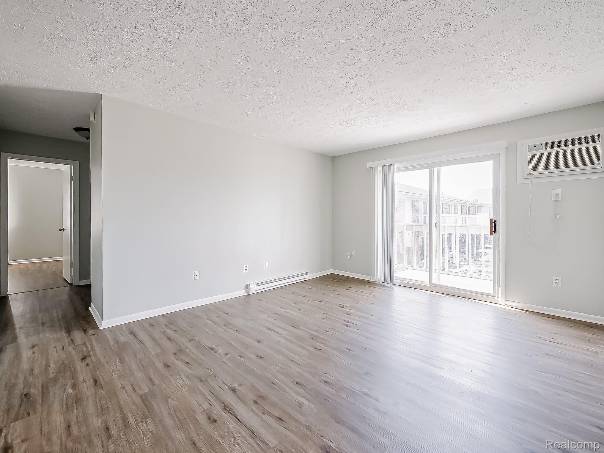 125 E Van Riper Road 7 Property Photo 6