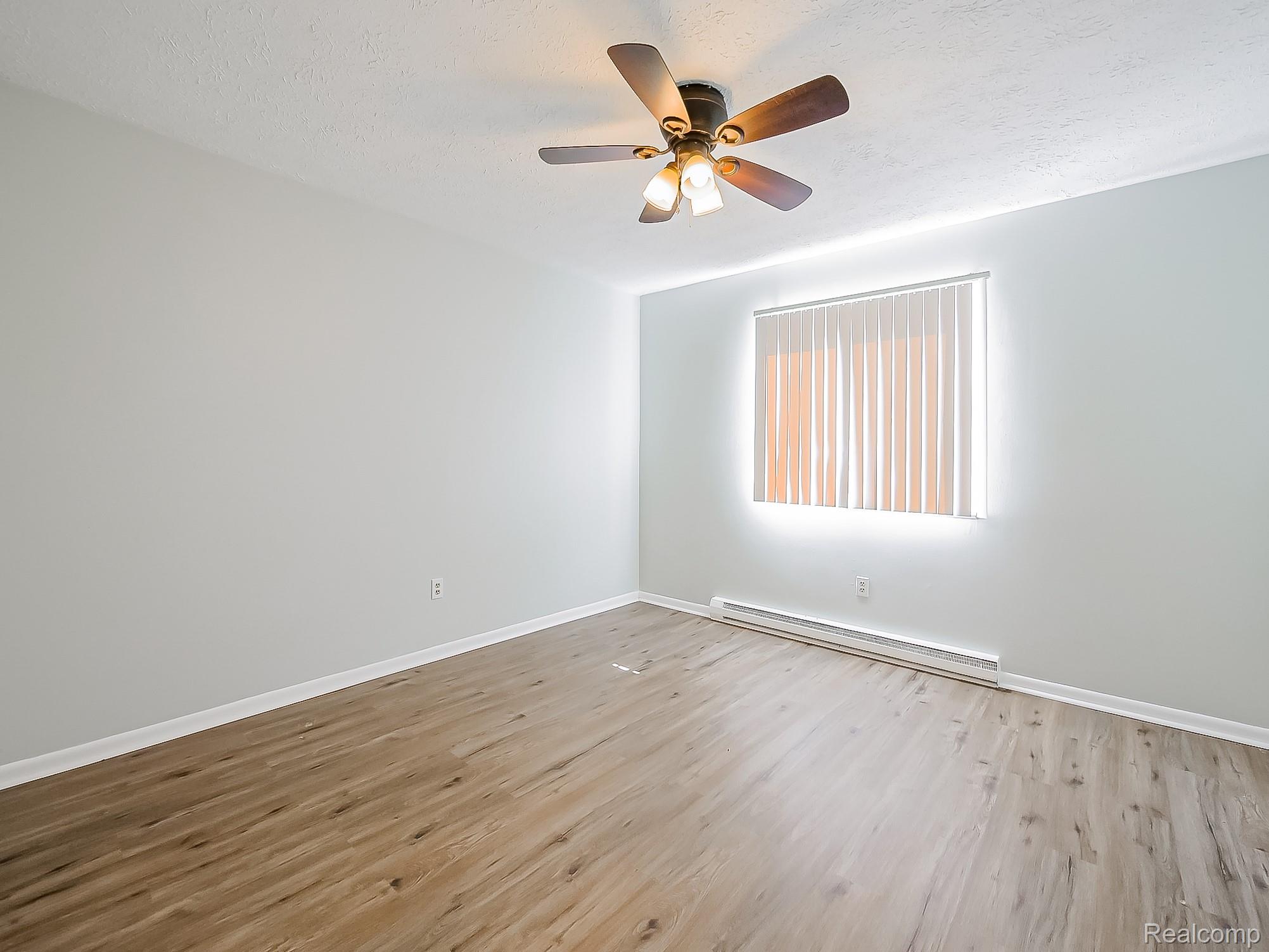 125 E Van Riper Road 7 Property Photo 14