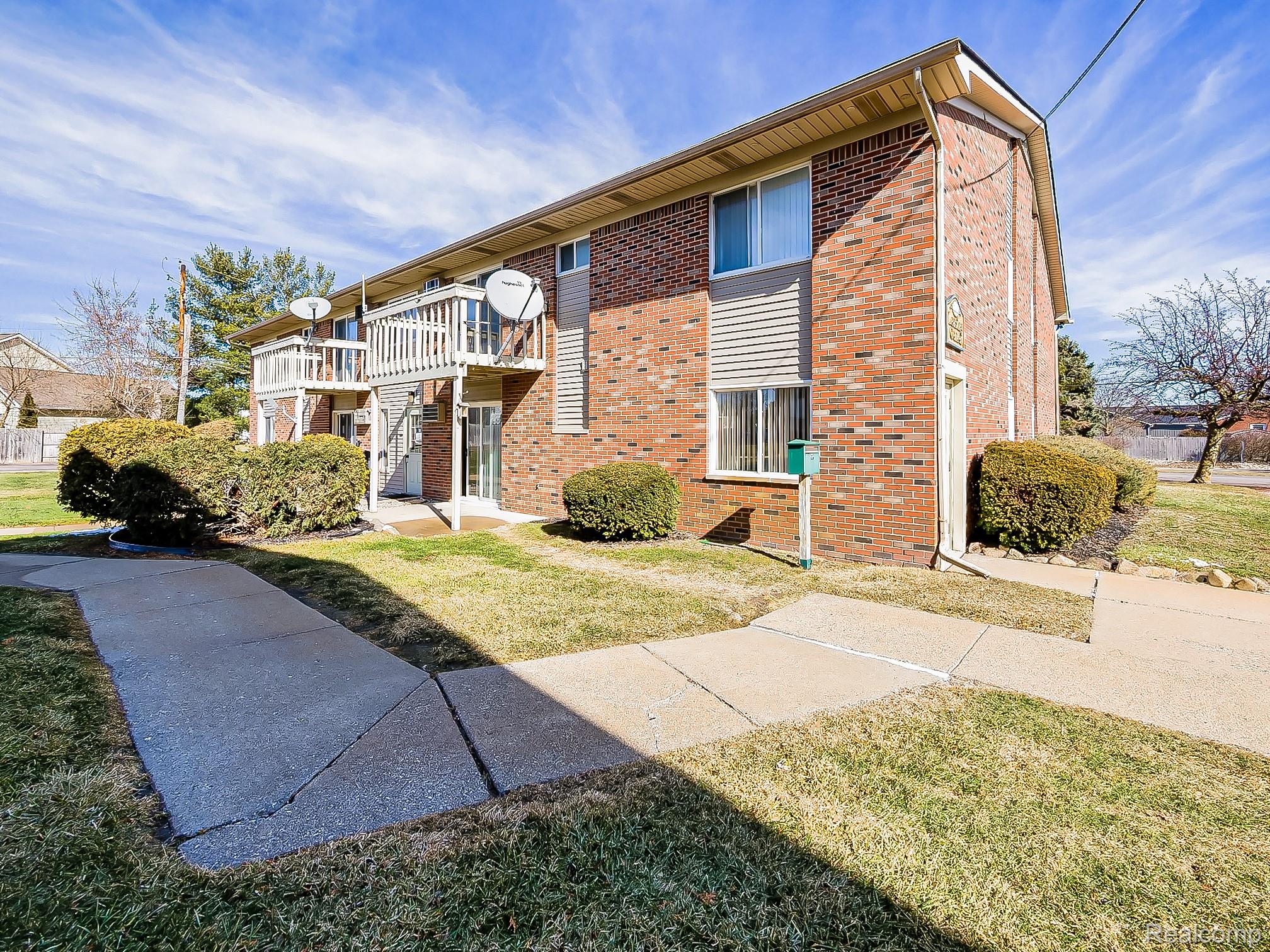 125 E Van Riper Road 7 Property Photo 23