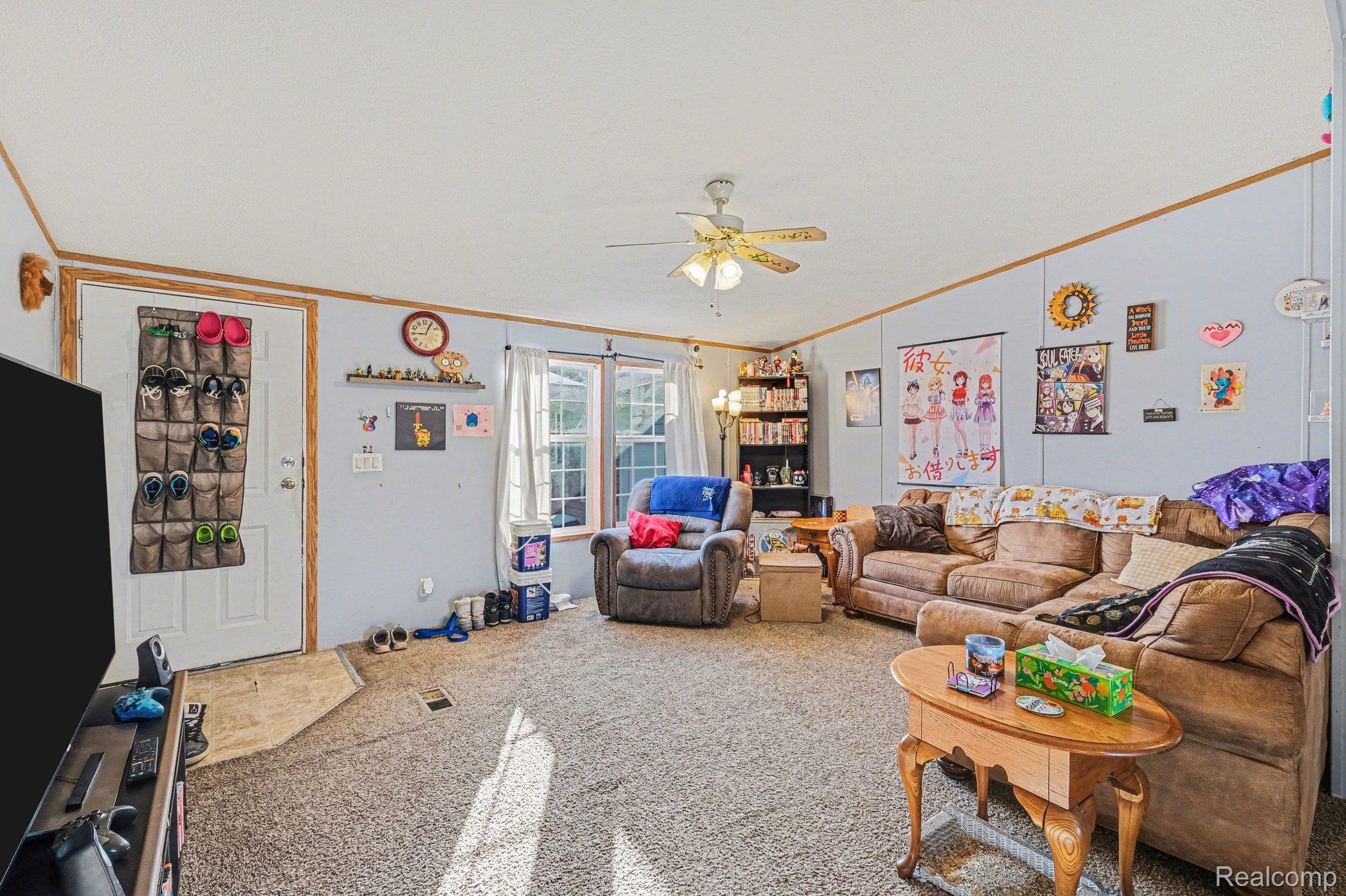 2055 Cedar Circle Property Photo 8