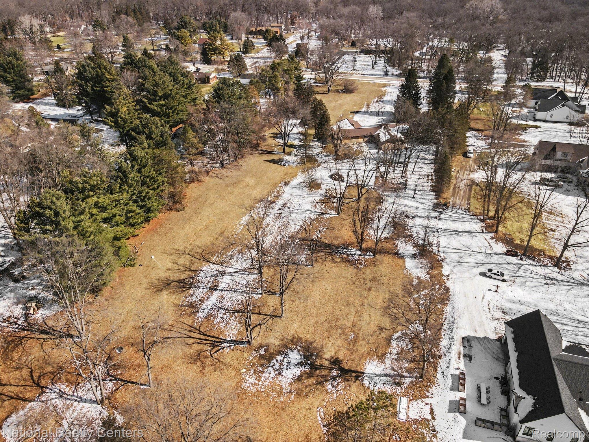 400 Liddy Drive Property Photo 12