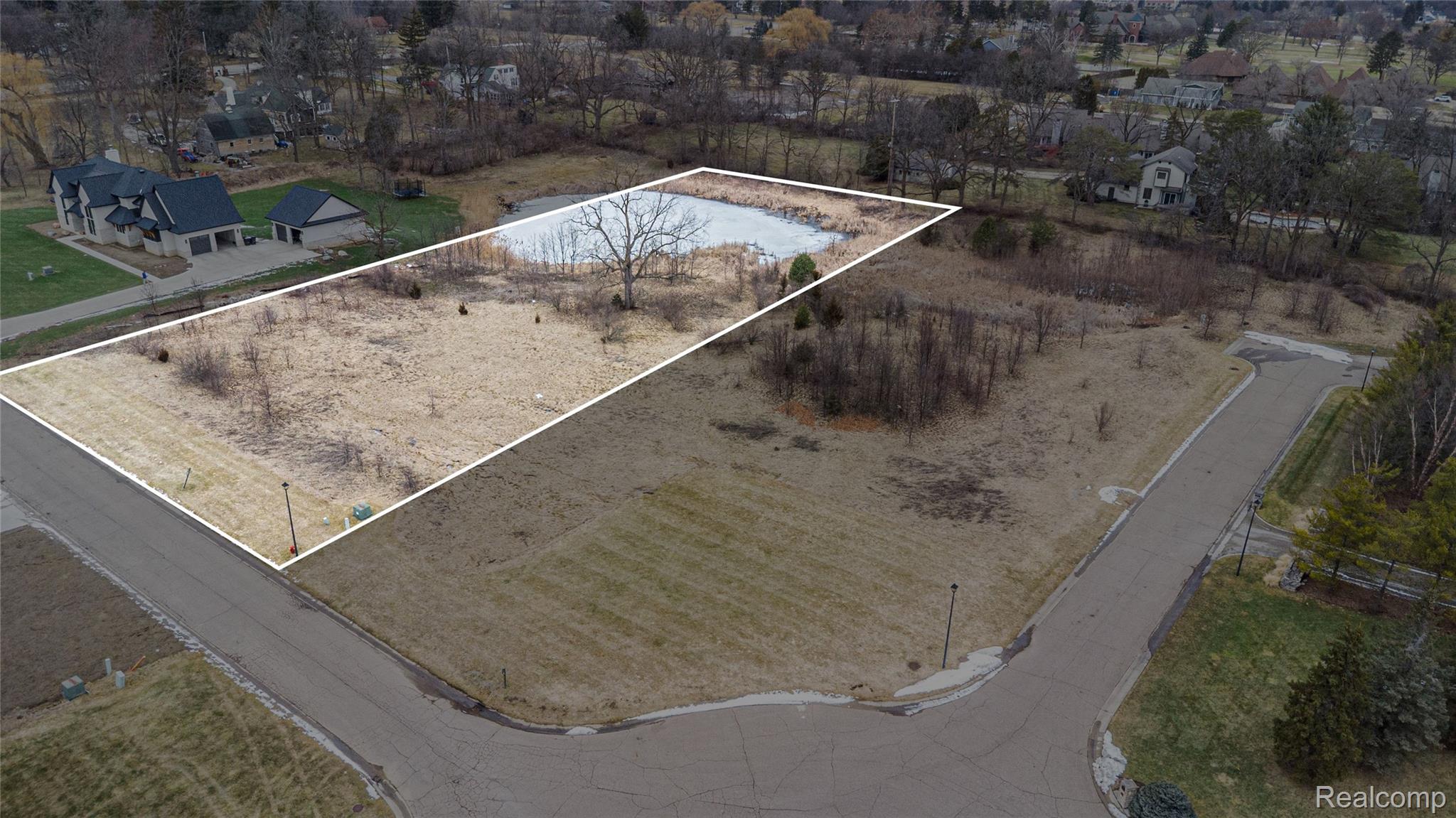 Unit 20 Fairway Trail Property Photo 4