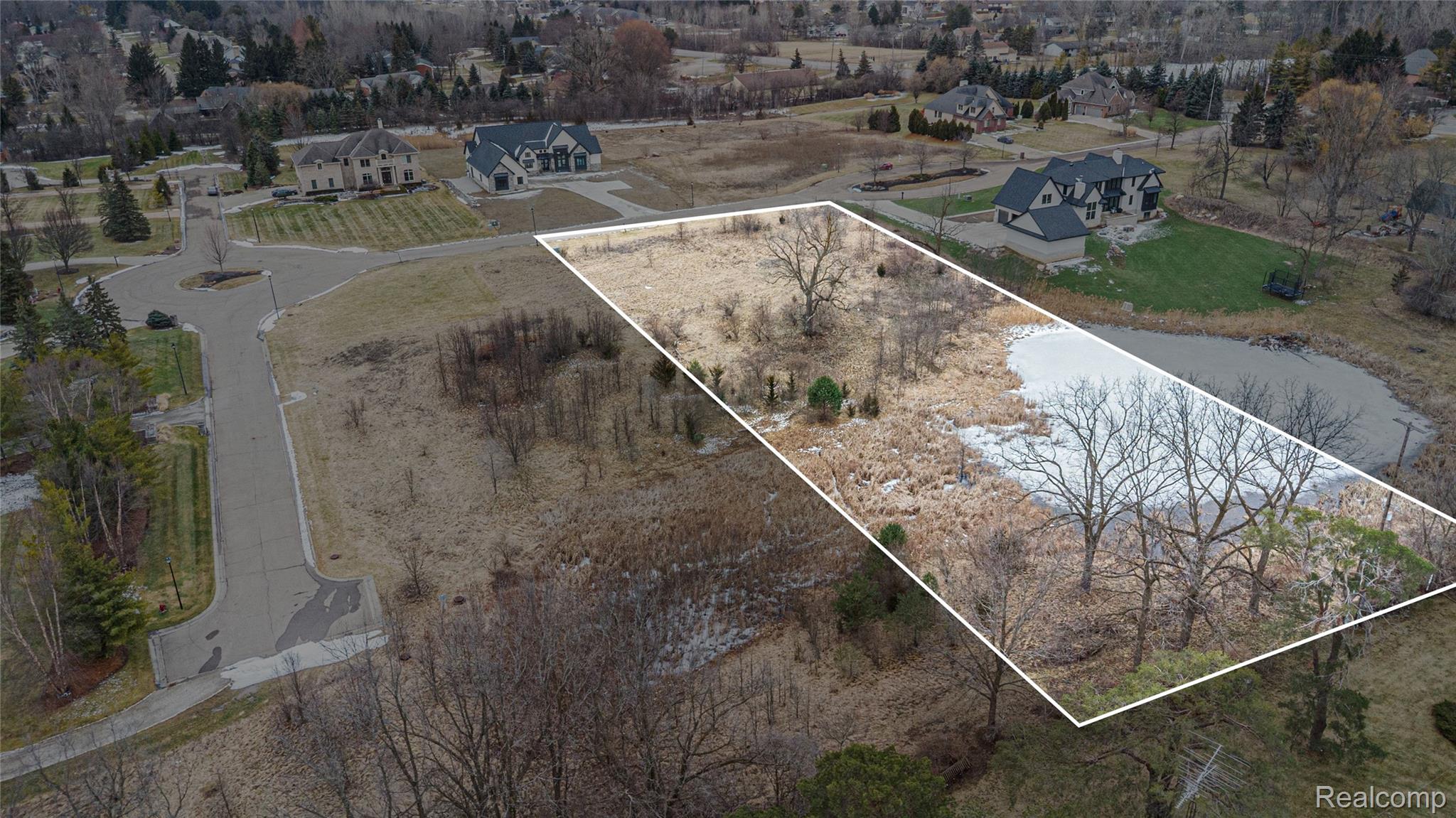 Unit 20 Fairway Trail Property Photo 6