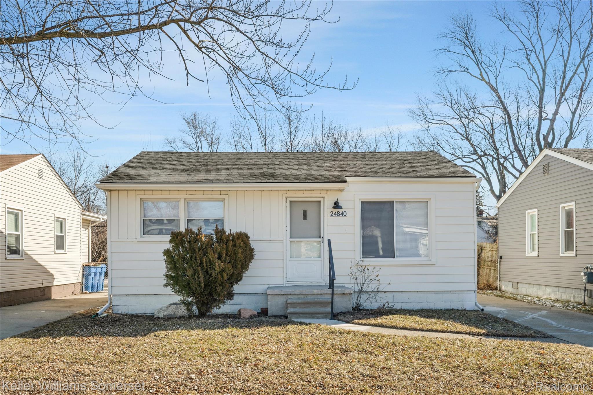 24840 Lauren Avenue Property Photo 1
