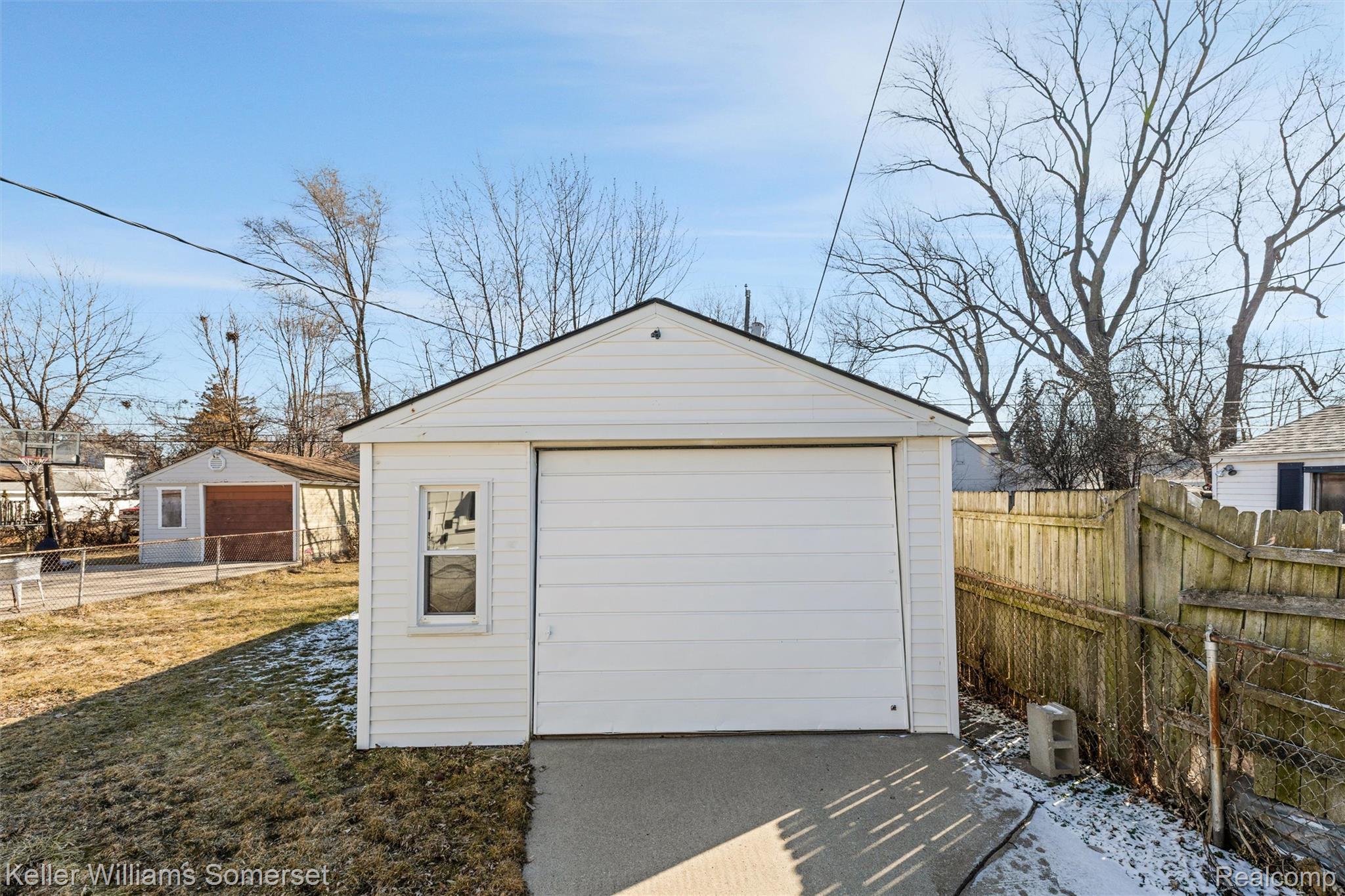 24840 Lauren Avenue Property Photo 20