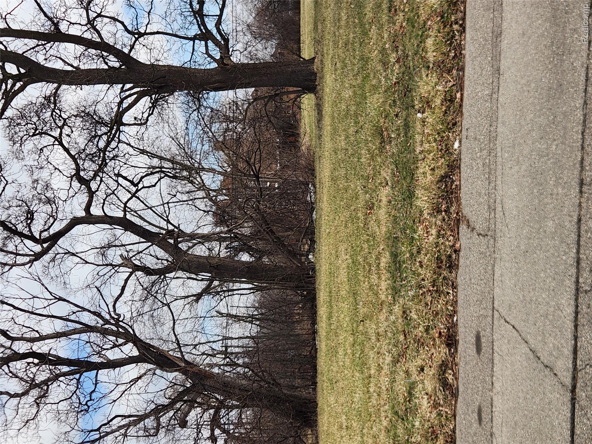 3978 16th Street Property Photo 4
