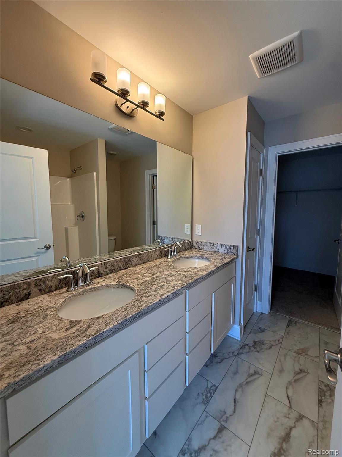 1079 Camellia Circle 33 Property Photo 13