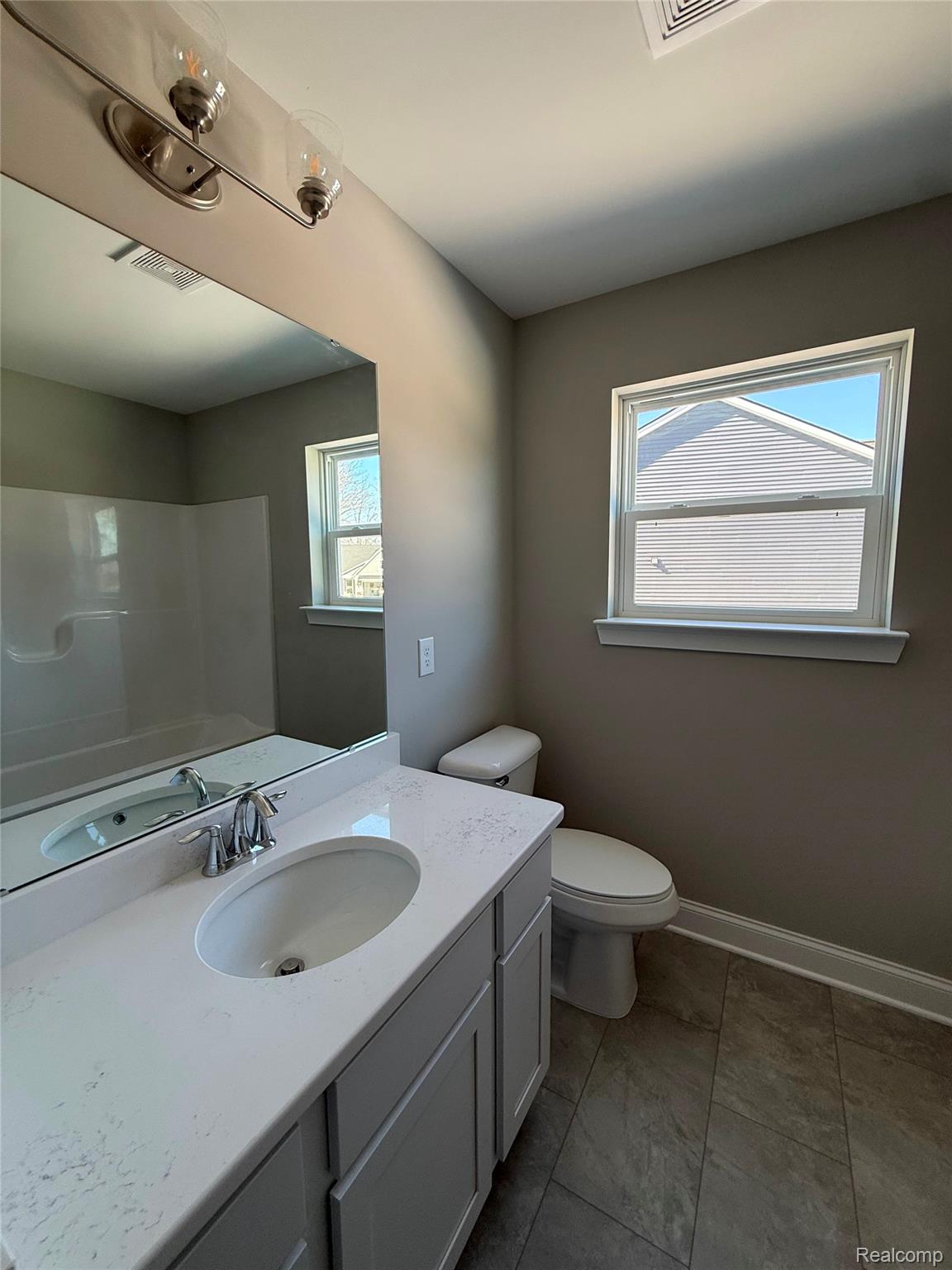 1085 Camellia Circle 32 Property Photo 3