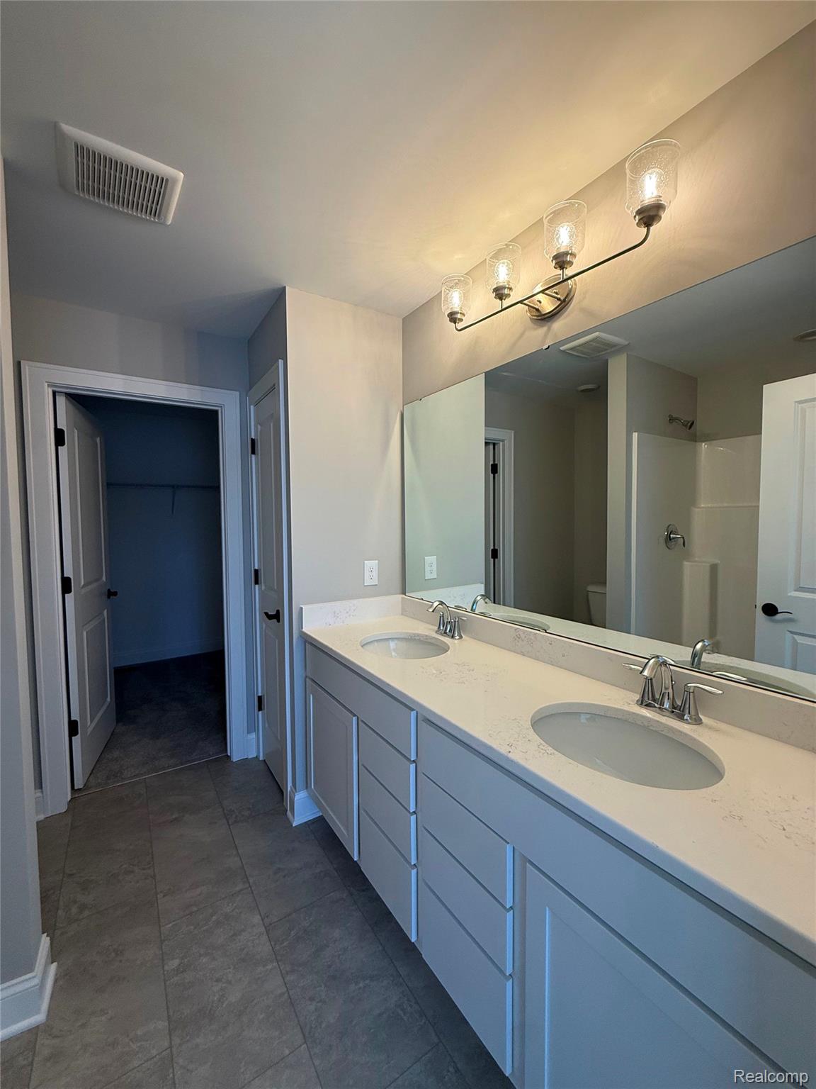 1085 Camellia Circle 32 Property Photo 12