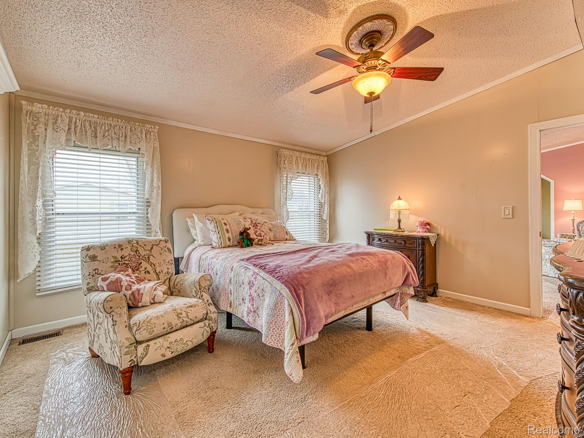 29403 Wedgewood Property Photo 13