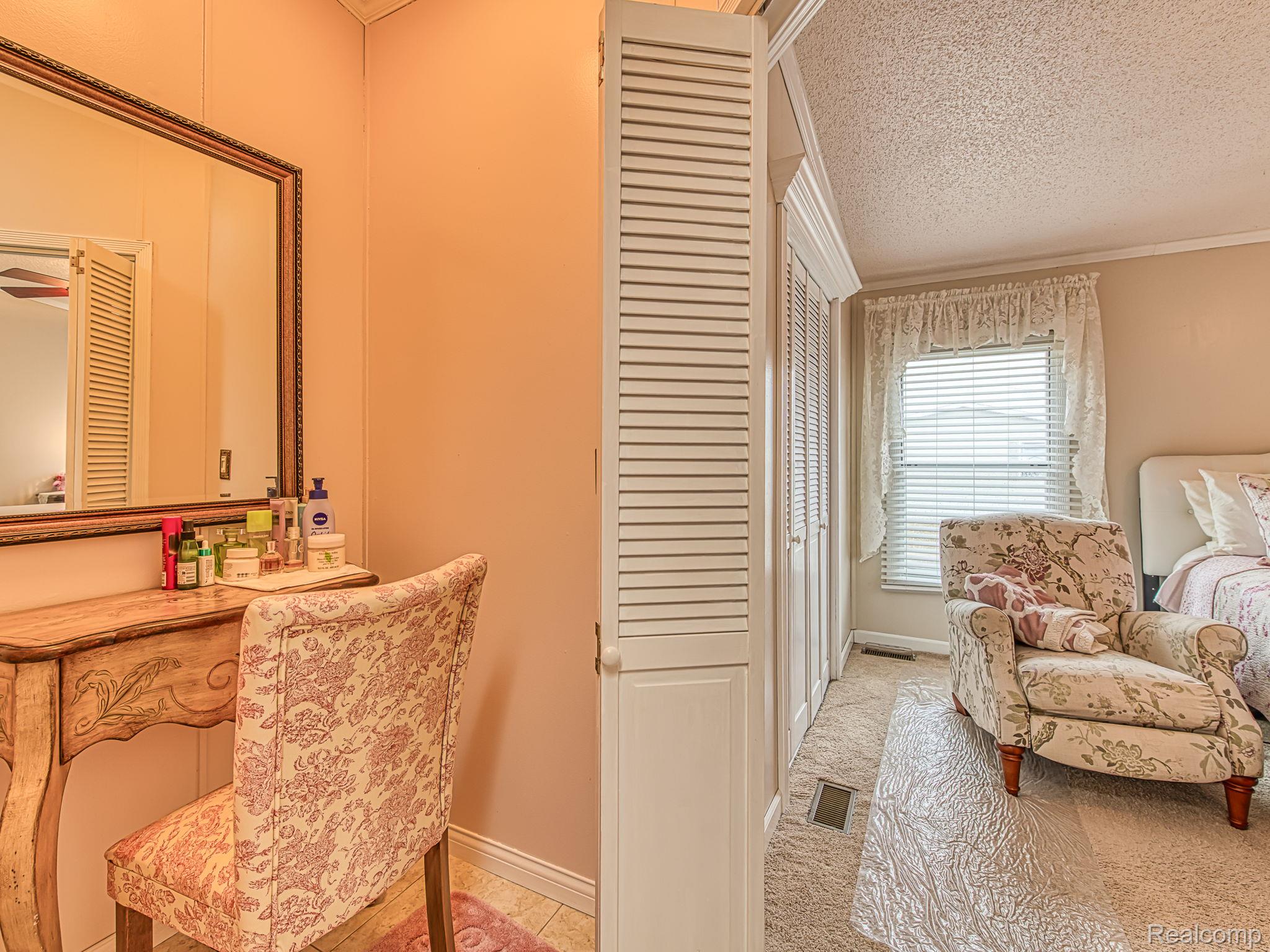 29403 Wedgewood Property Photo 14