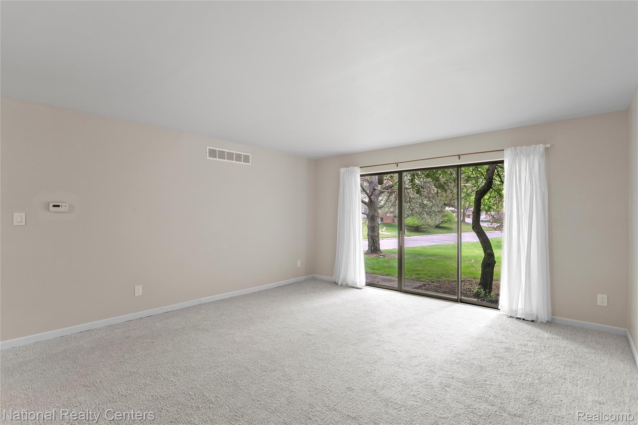 7103 Pebble Park Drive Property Photo 14