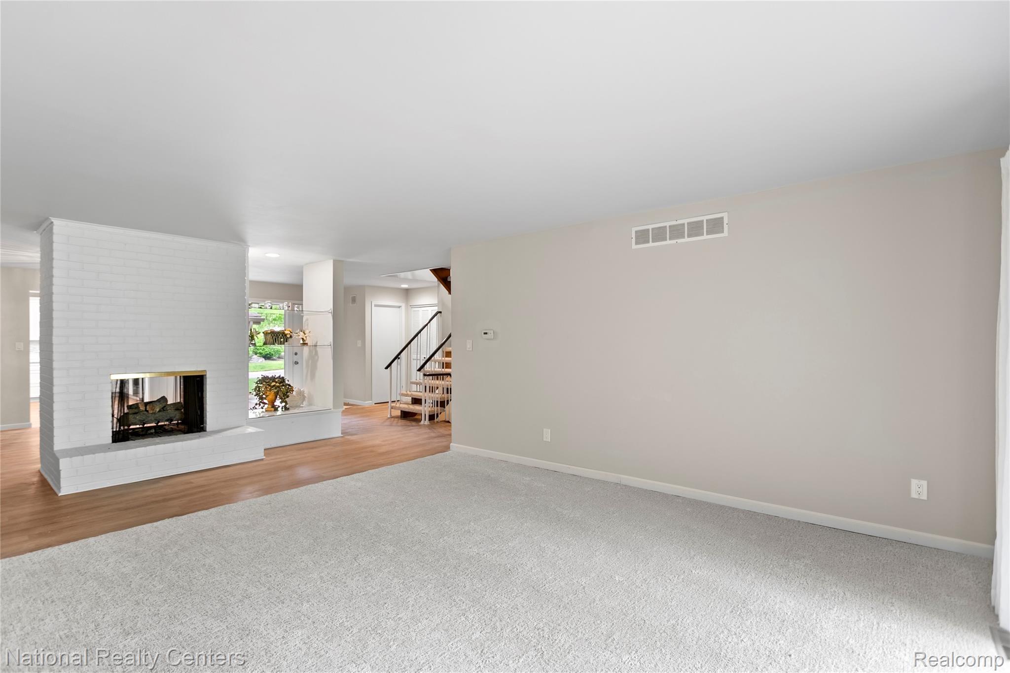 7103 Pebble Park Drive Property Photo 17