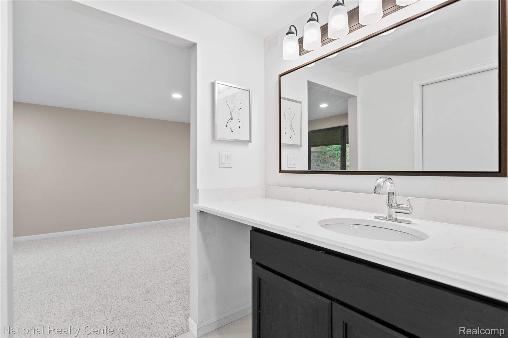 7103 Pebble Park Drive Property Photo 32