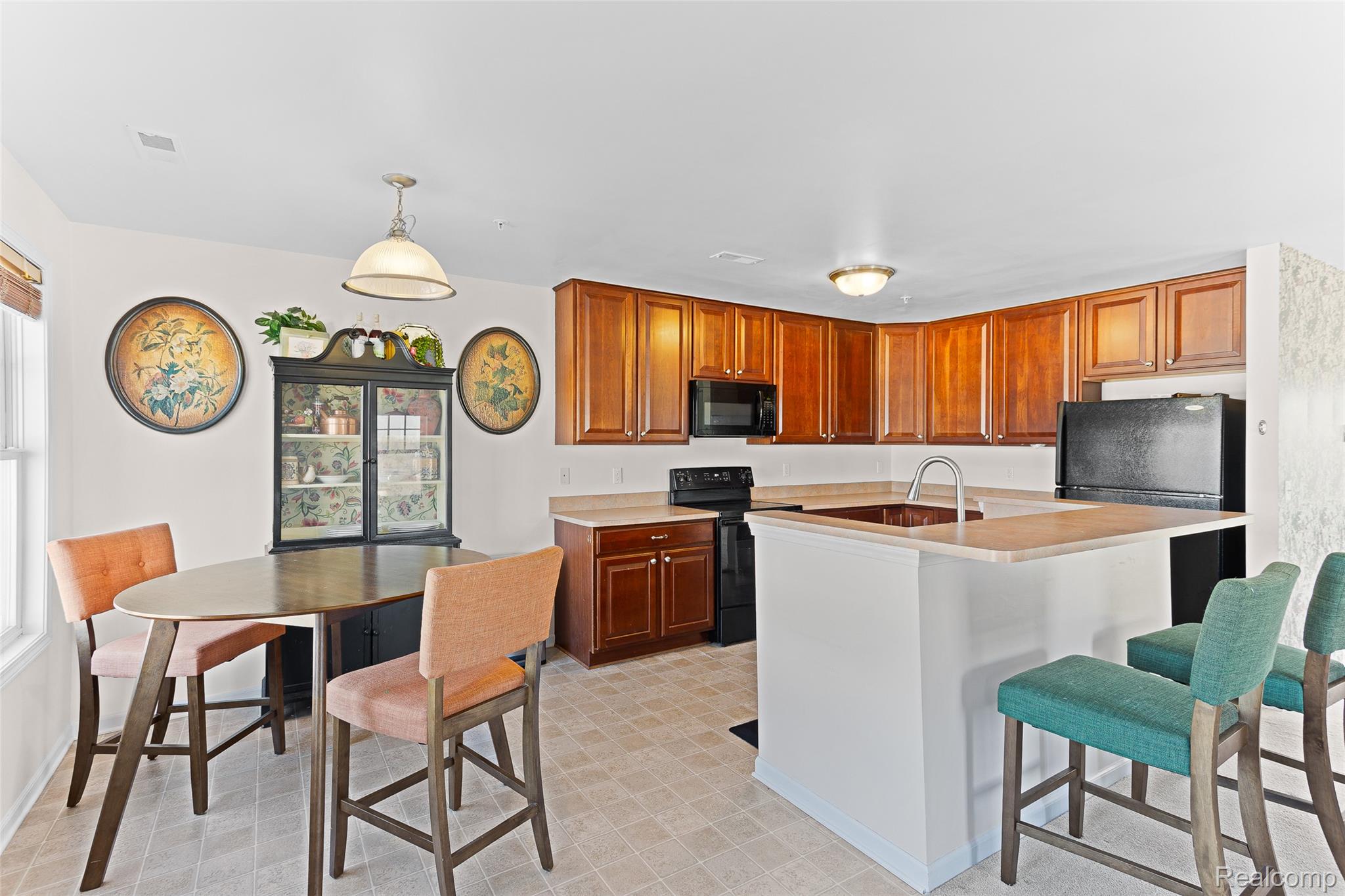 208 Amys Walk Property Photo 5
