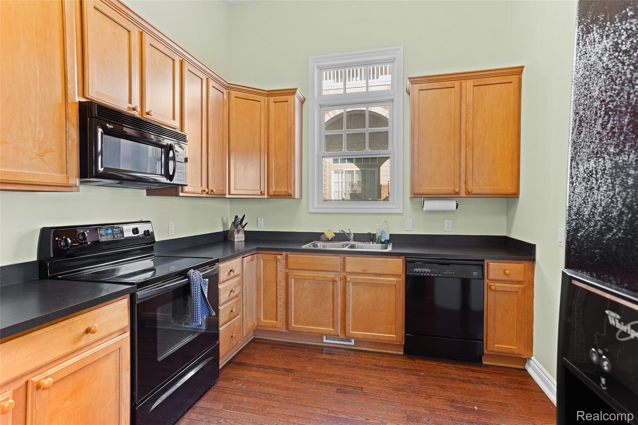 208 Amys Walk Property Photo 31