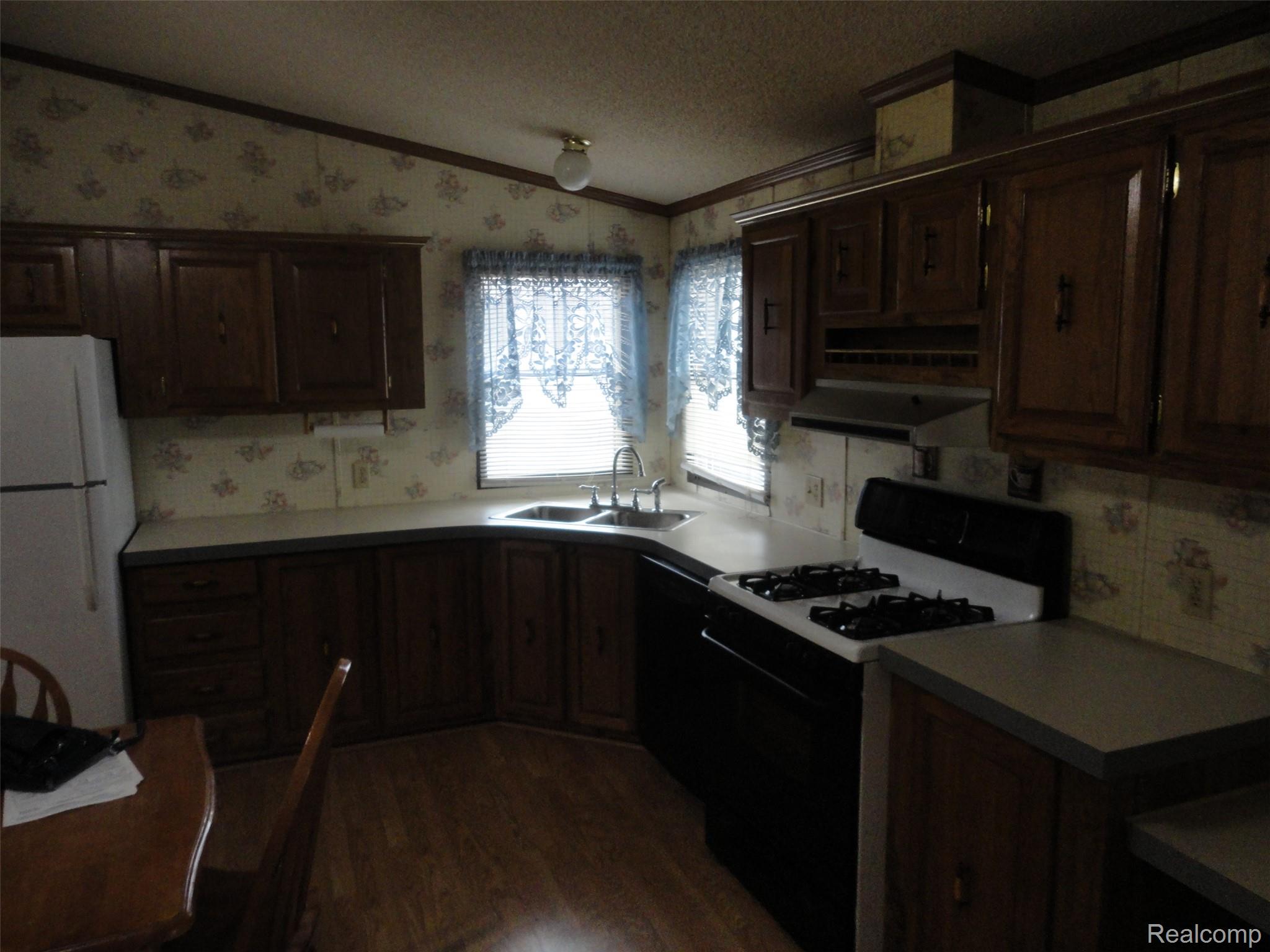 268 Highlands Property Photo 10