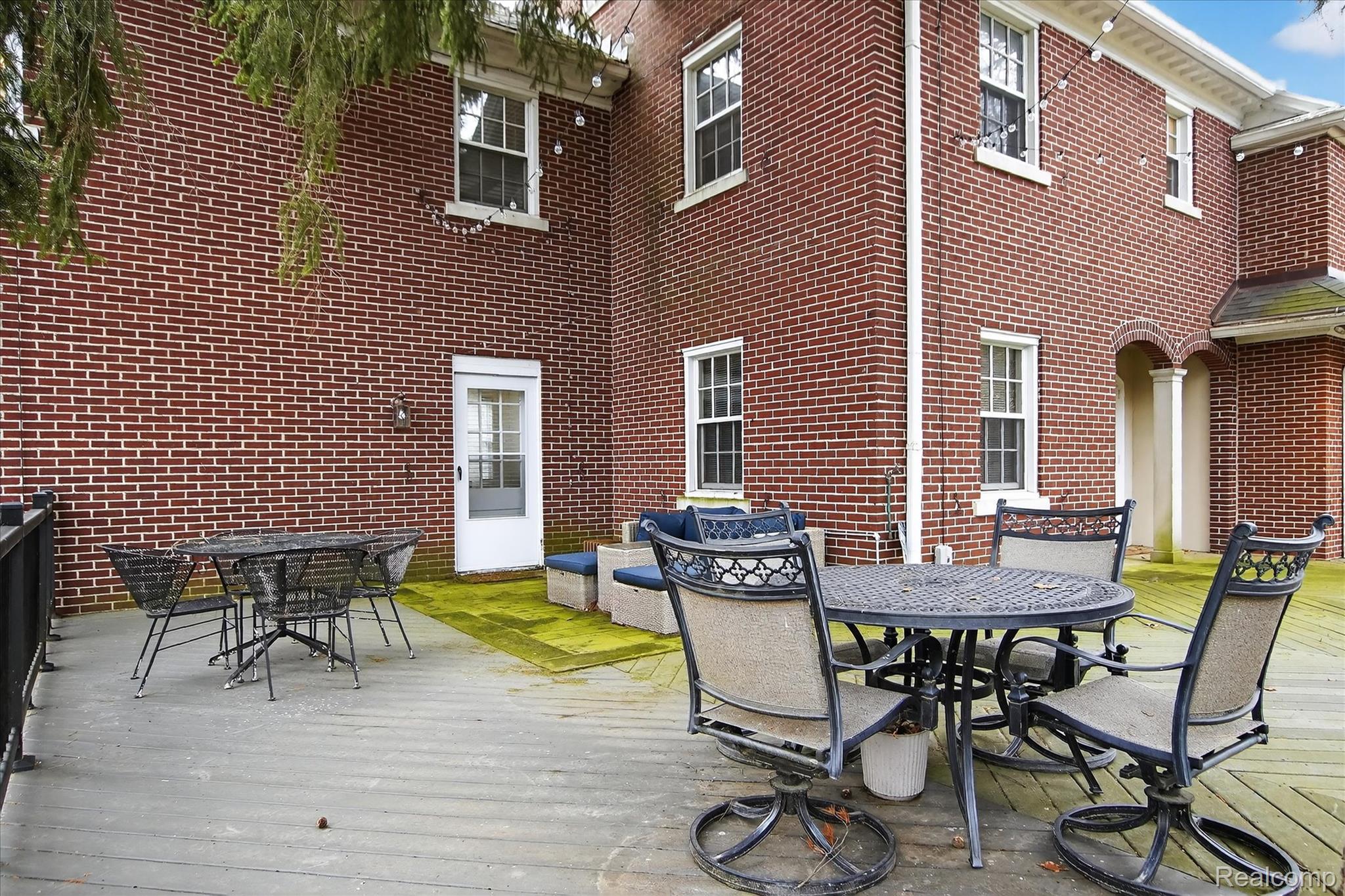 2307 Hill Street Property Photo 50