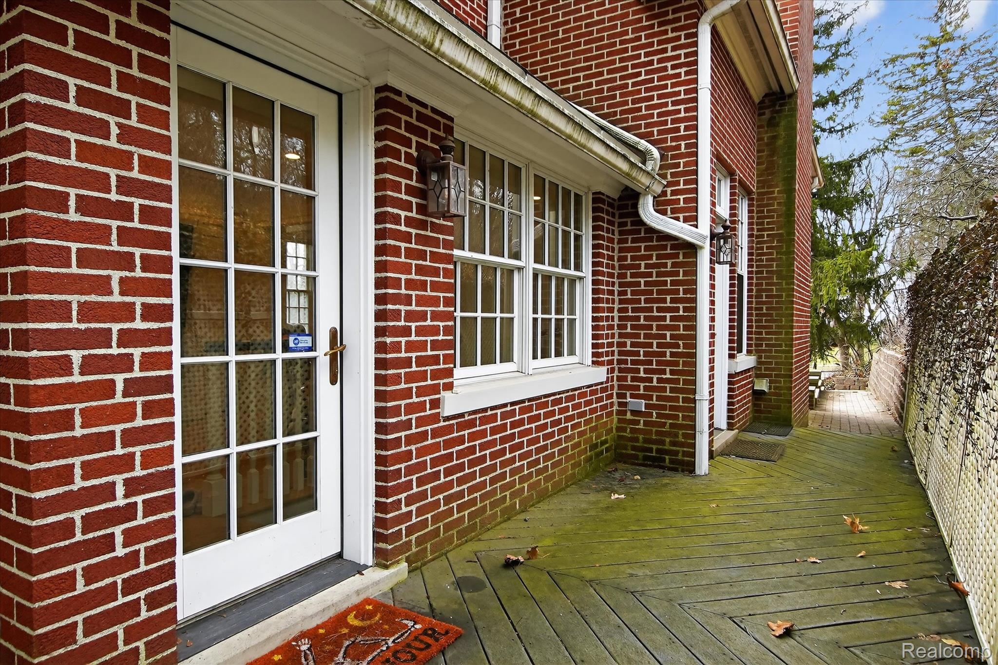 2307 Hill Street Property Photo 51