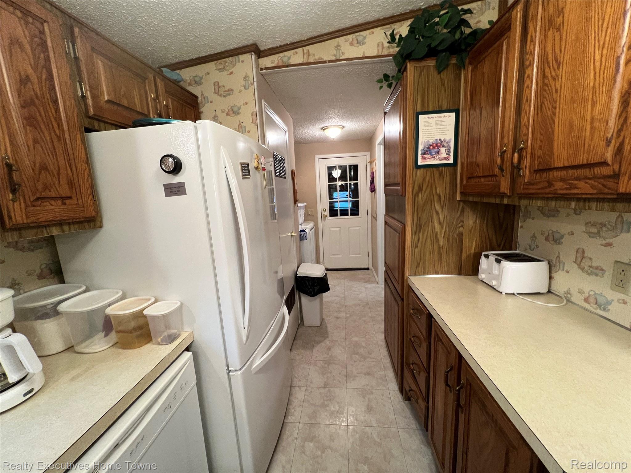 2211 Mark Street 69 Property Photo 14