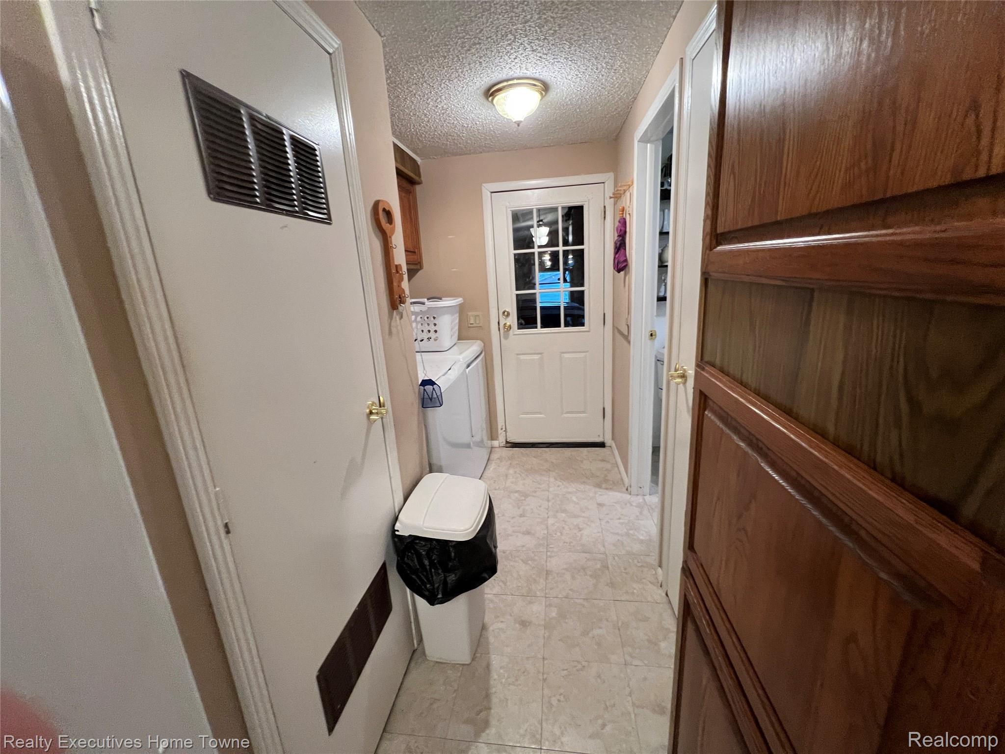 2211 Mark Street 69 Property Photo 15