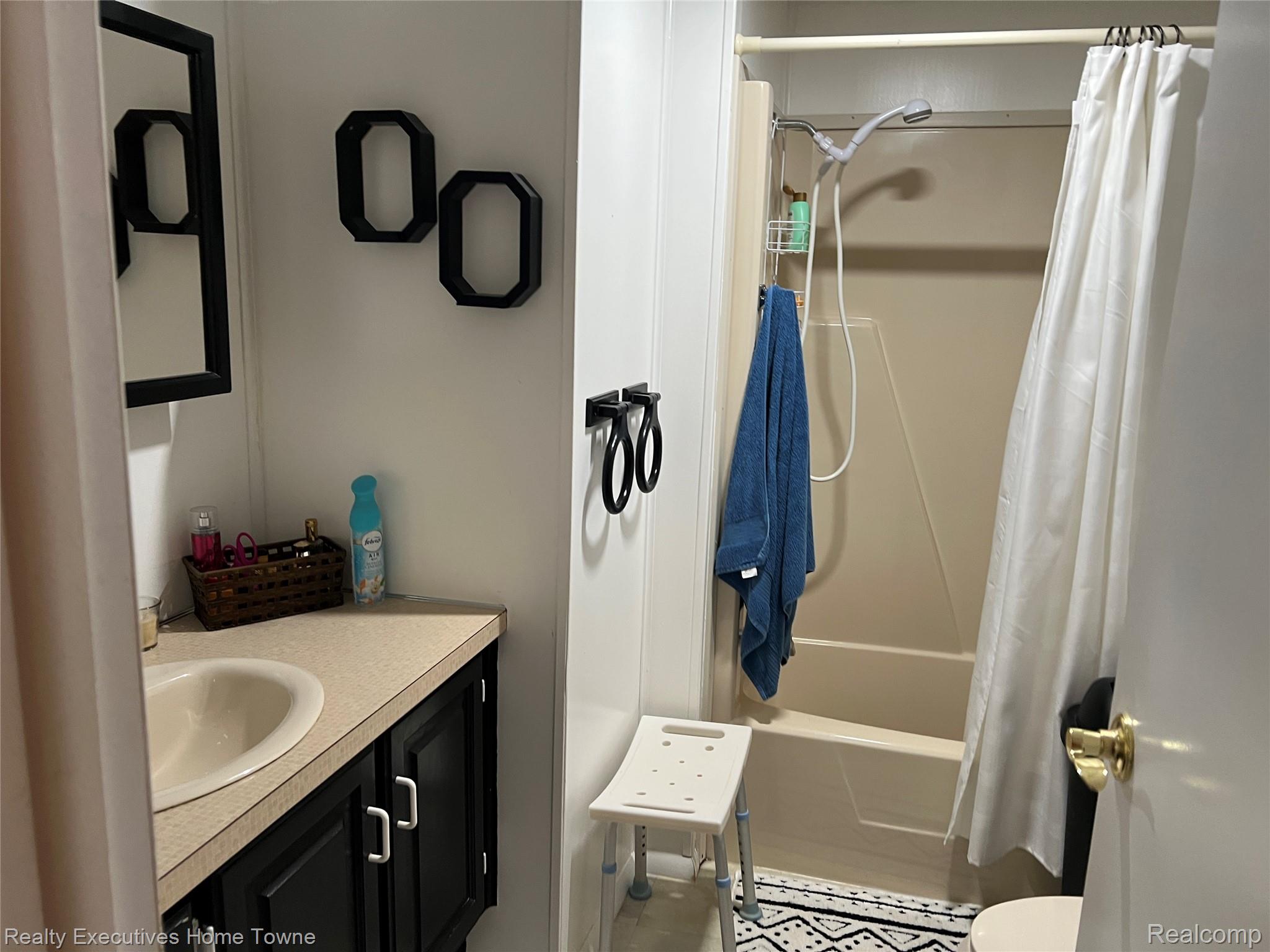 2211 Mark Street 69 Property Photo 19