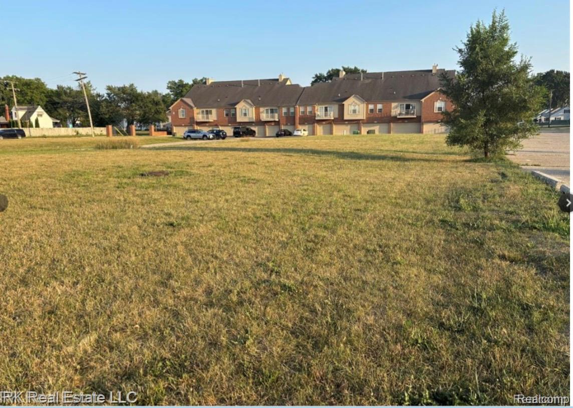24095 Vance Property Photo 2